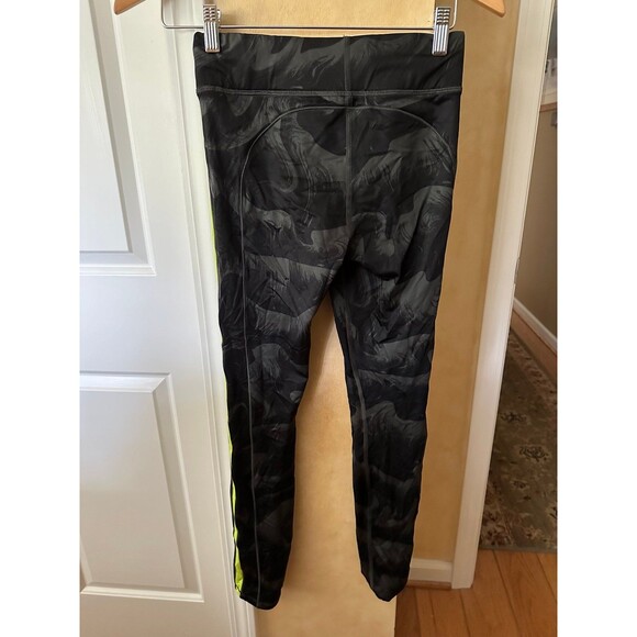 Womens underarmour pants - Picture 2 of 3